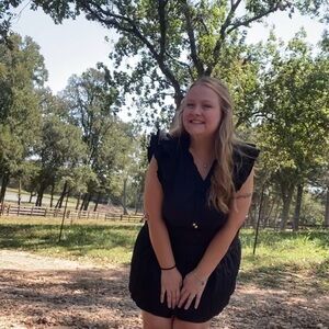 Black dokotoo wemons dress